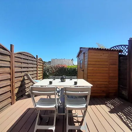 Villa Maison 3 Pieces Avec Terrasse A 200m De La Du Men Du - - Fr-1-477-104 *
